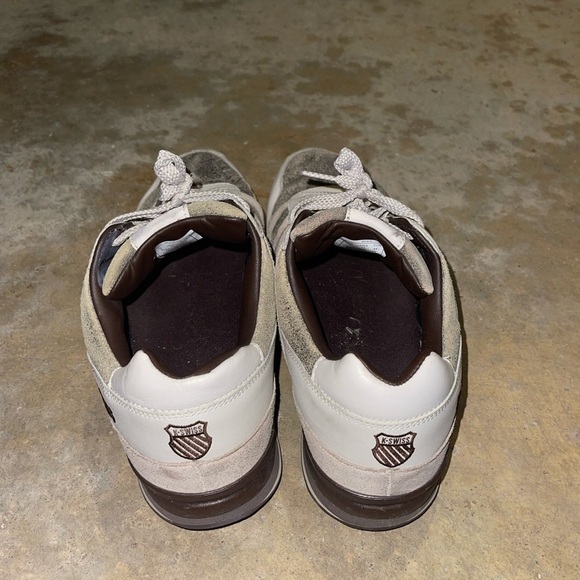 K-Swiss Men's Gray and White Sneakers - Picture 5 of 8